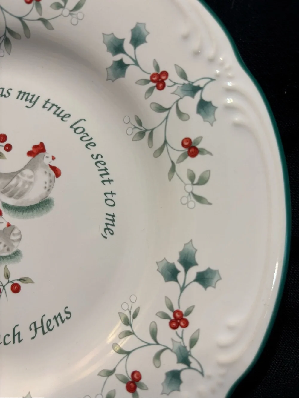 Pfaltzgraff Christmas Three French Hens 8” Plate 12 Days of Christmas